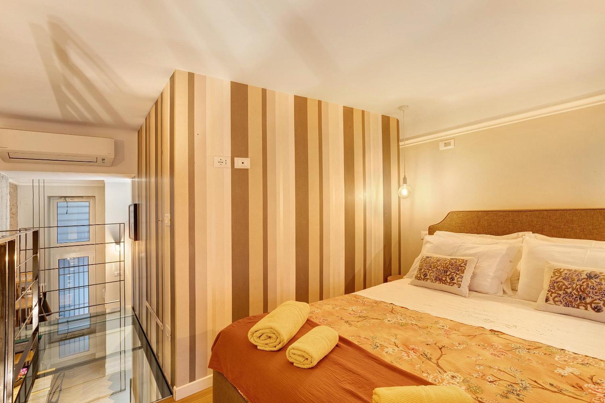 Dezza Loft Apartment Milan Bagian luar foto